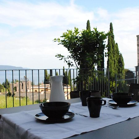 Washington Apartments Al Vittoriale Gardone Riviera Exterior foto