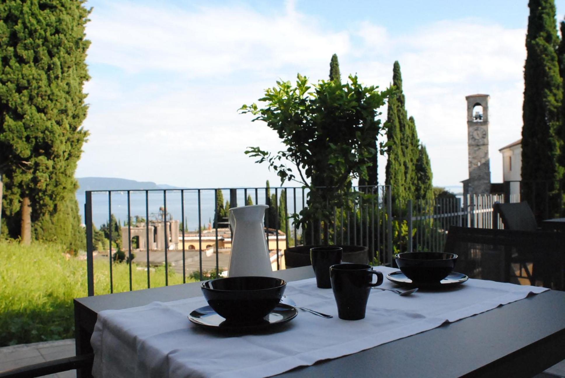 Washington Apartments Al Vittoriale Gardone Riviera Exterior foto