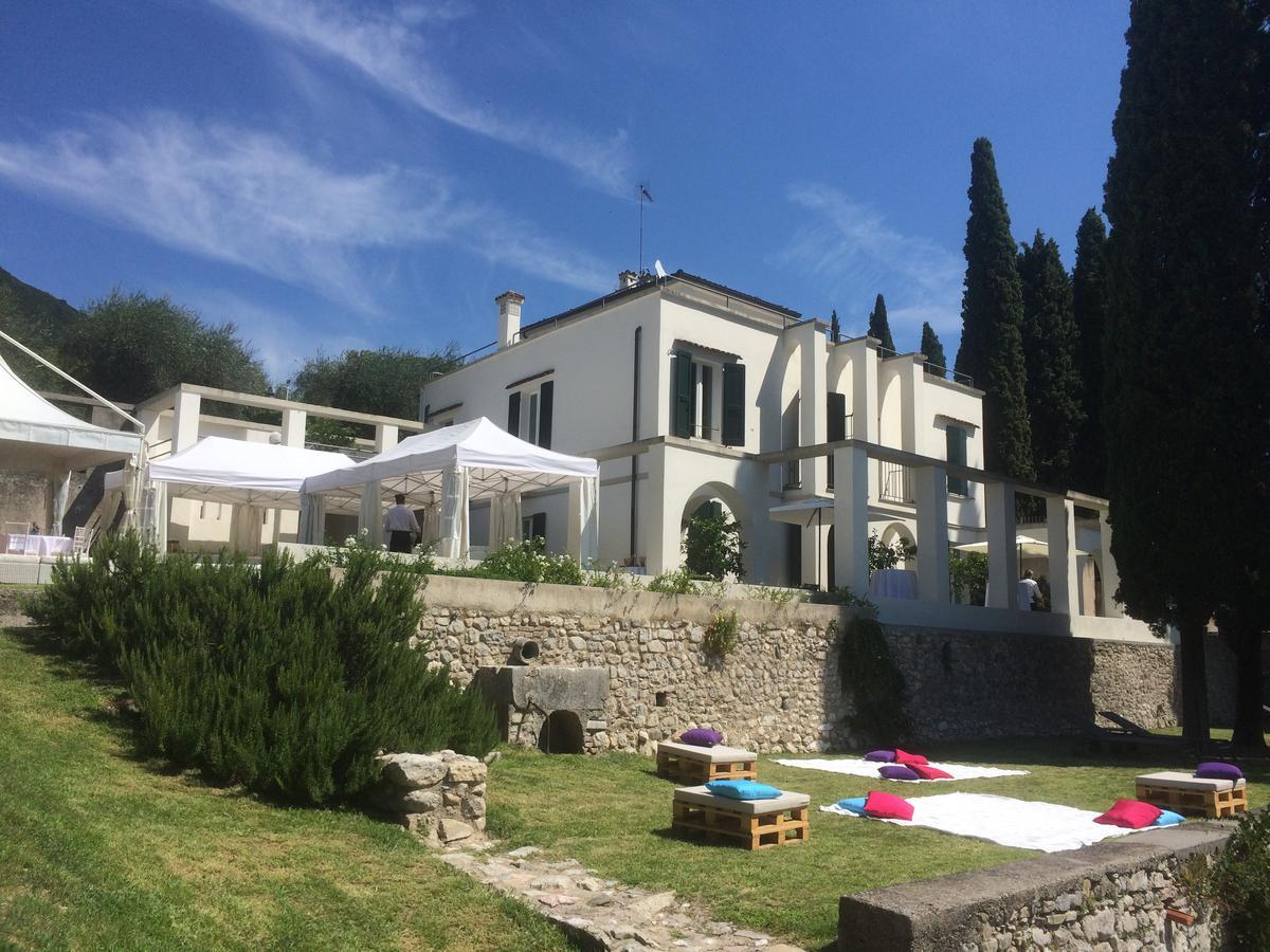 Washington Apartments Al Vittoriale Gardone Riviera Exterior foto